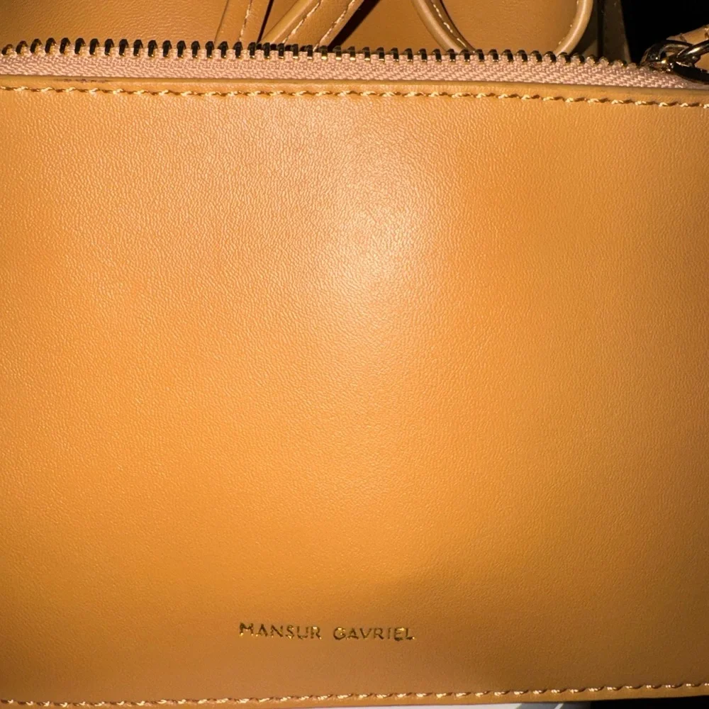 Mansur Gavriel Italian Tan Leather Bucket Bag and Clutch Set - Picture 5 of 10